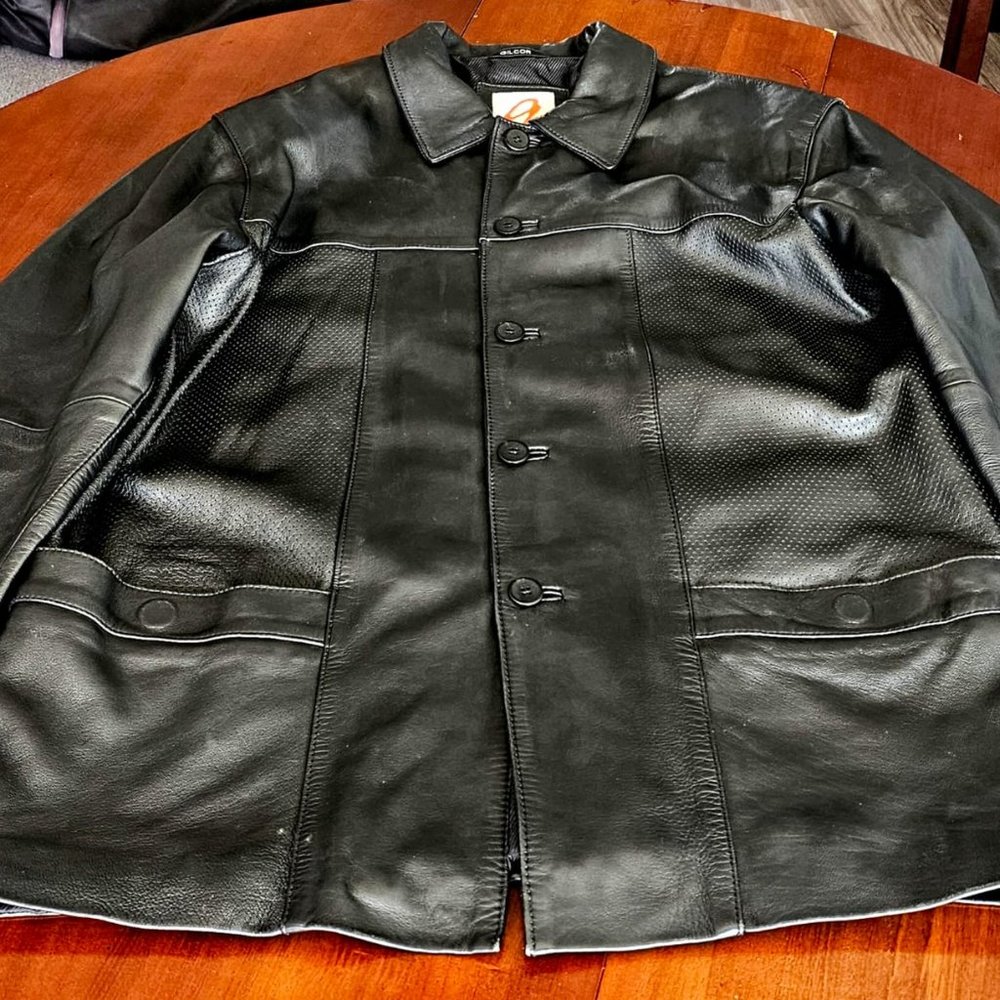 GenuinE Mens Black Leather Jacket Size Large 5 button GILCORE LEATHER PRODUCTS